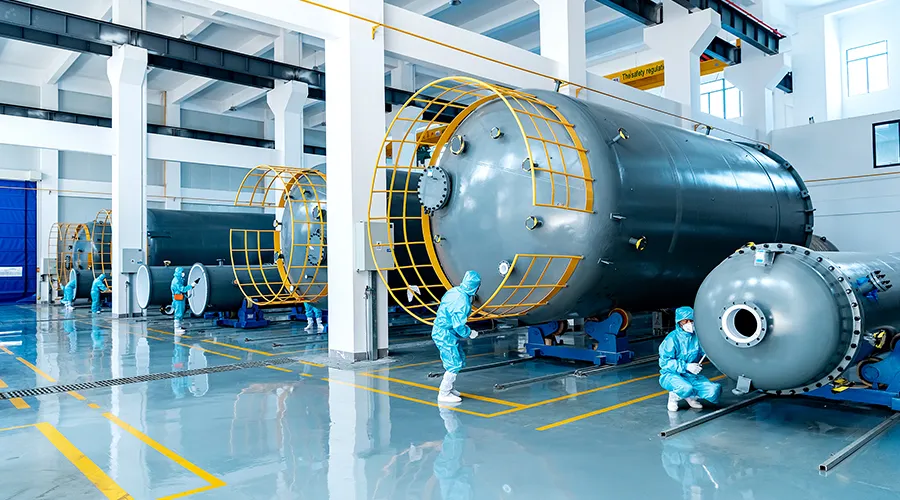 Industrial-grade fluoropolymer lining