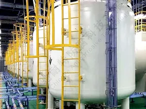 Electronic-grade hydrofluoric acid storage tank lined with New-PTFE