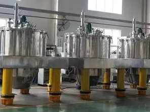 Complete bag-lifting centrifuge set with Halar coating