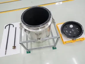 High-purity PFA coating for photoresist reactors