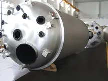 Storage tank with ECTFE coating