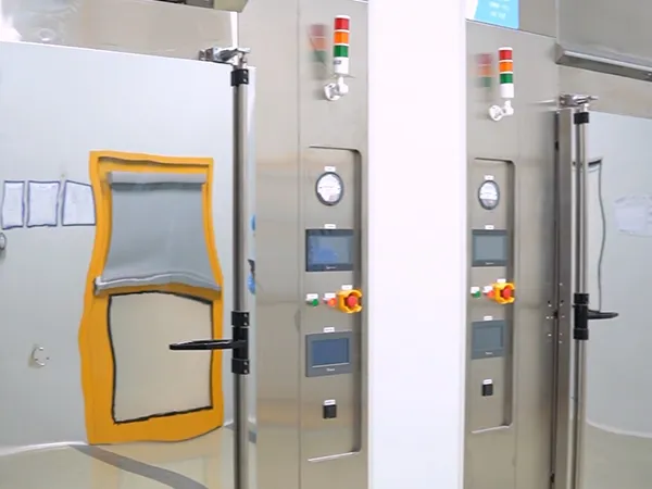 High-Purity PFA Coating Workshop (Class 1000)