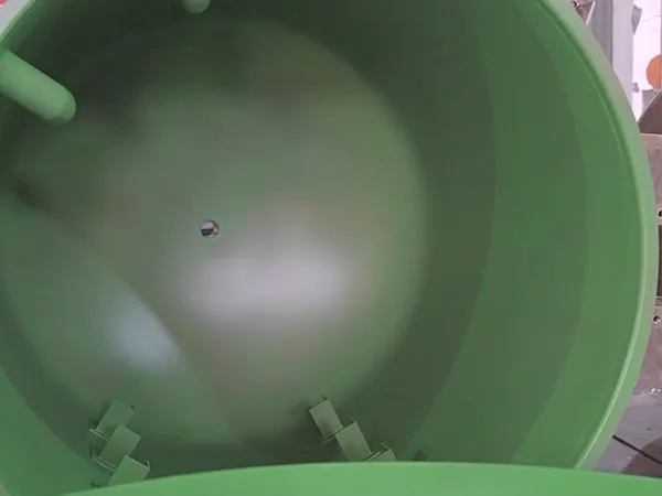 Ribbon Blender with Lifting Mechanism